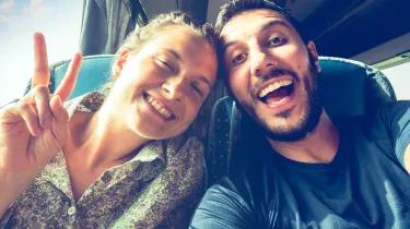 Berufsbegleitend & praxisnah weiterbilden | WINGS-Fernstudium