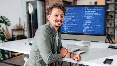 Bachelor Wirtschaftsinformatik | WINGS-Fernstudium