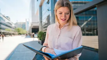 Berufsbegleitender Bachelor Immobilienmanagement | WINGS-Fernstudium