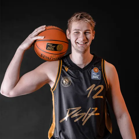Jannik Göttsche | Profi Basketballer bei den Basketball Löwen Braunschweig