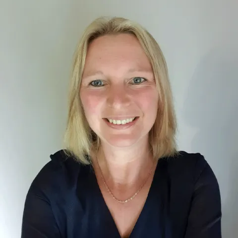 Kathleen Weltz Bernsdorf - Fachschaftsrat | WINGS-Fernstudium