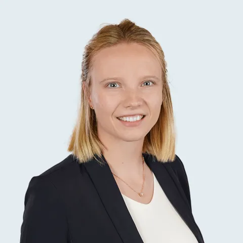 Jennifer Janiska, Studienberatung | WINGS-Fernstudium